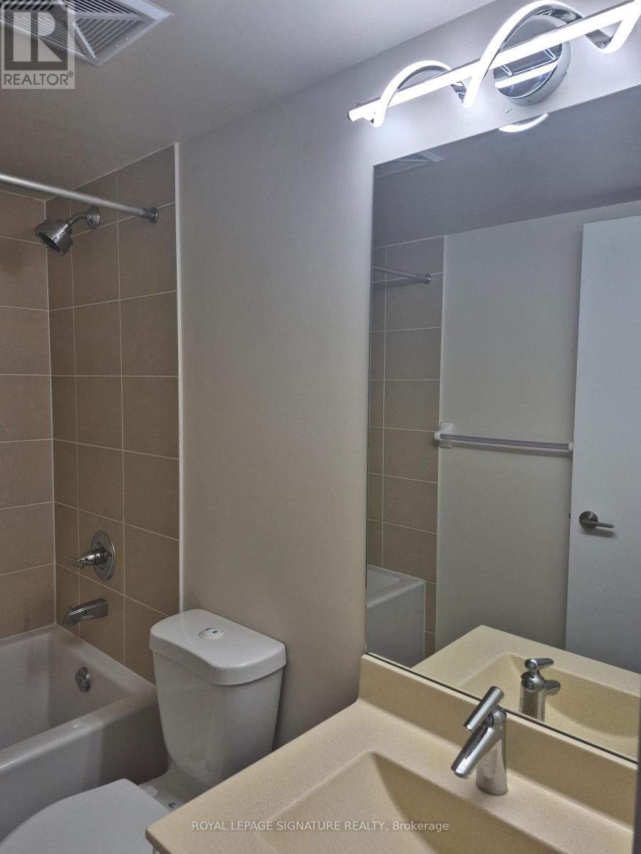 2708 - 125 Village Green Square, Toronto, Ontario  M1S 0G3 - Photo 5 - E13440758