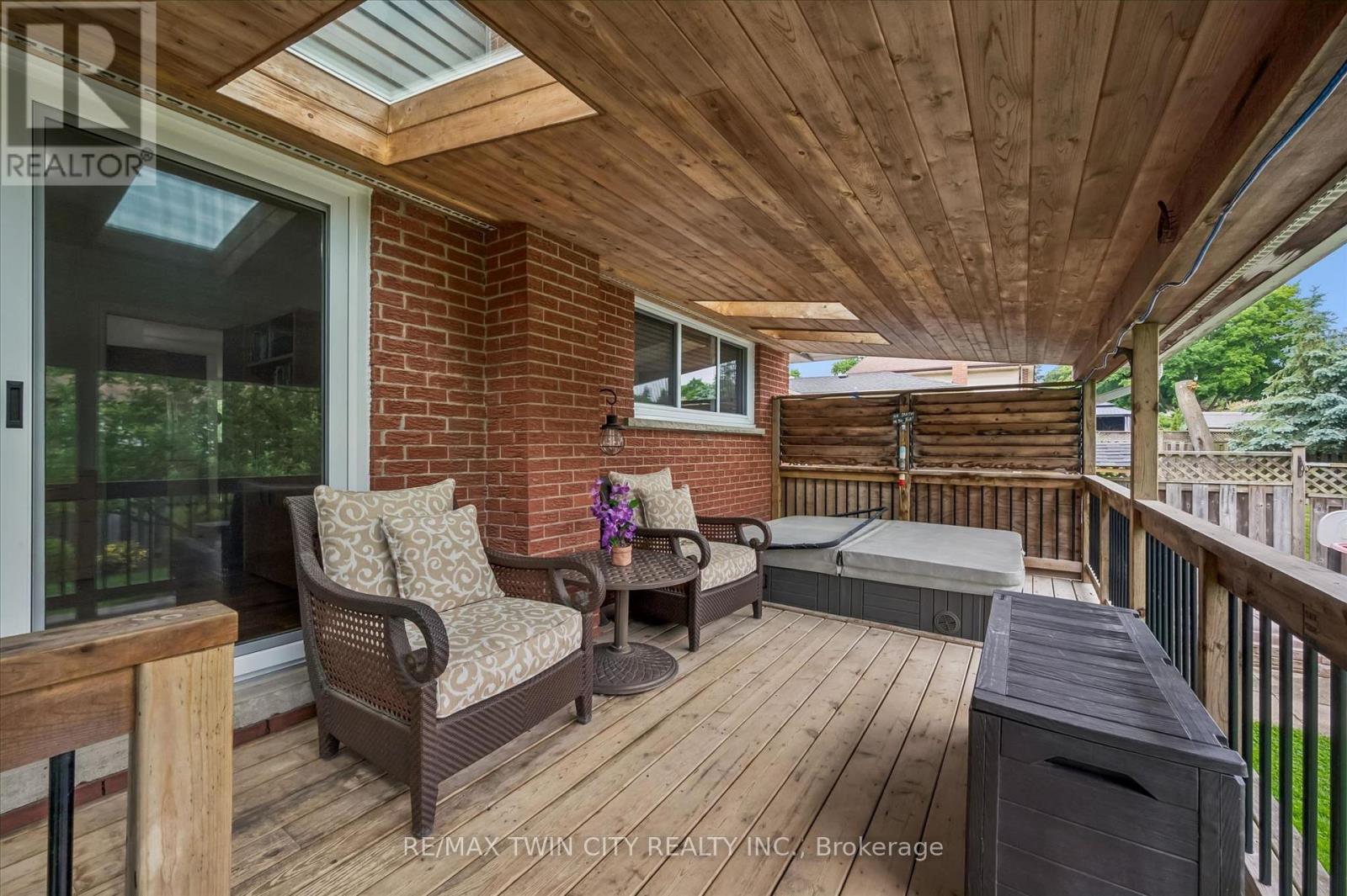 552 Greenbrook Drive, Kitchener, Ontario  N2M 4K6 - Photo 21 - X13441386
