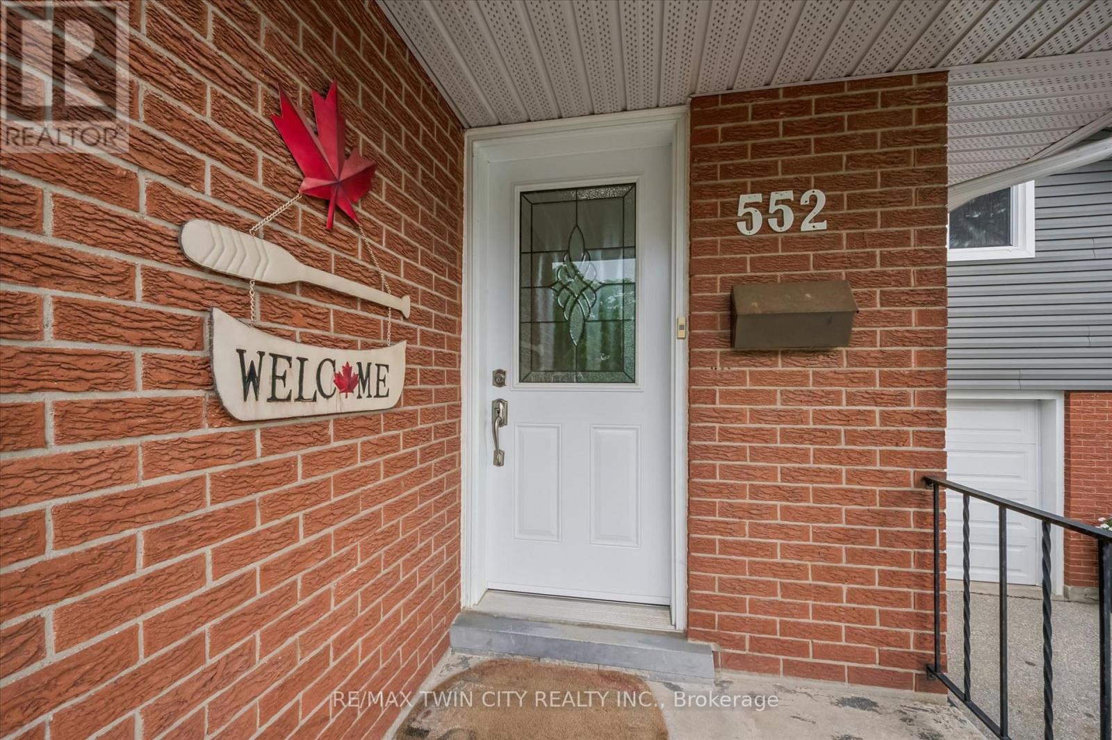 552 Greenbrook Drive, Kitchener, Ontario  N2M 4K6 - Photo 3 - X13441386