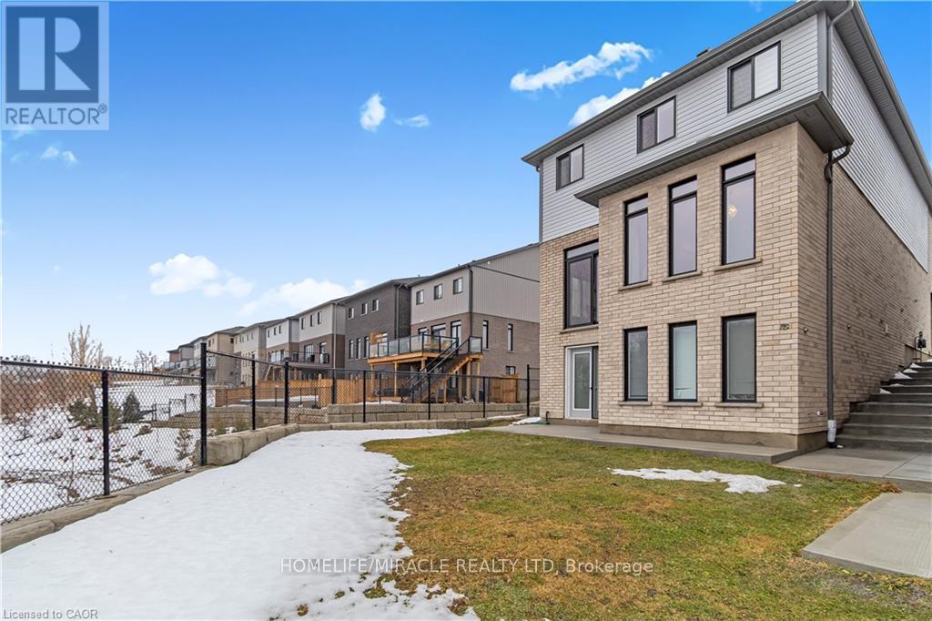 39 Everton Drive, Guelph, Ontario  N1E 0R9 - Photo 47 - X13060410