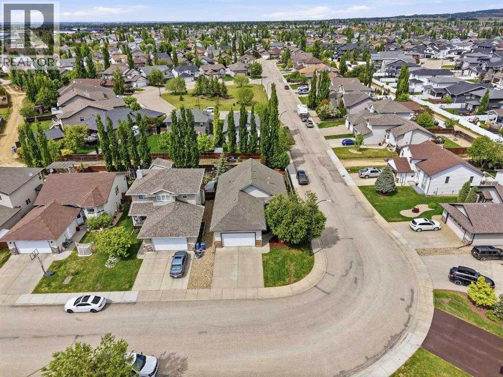 166 Lougheed Close, Red Deer, Alberta  T4R 3G7 - Photo 40 - A2319815
