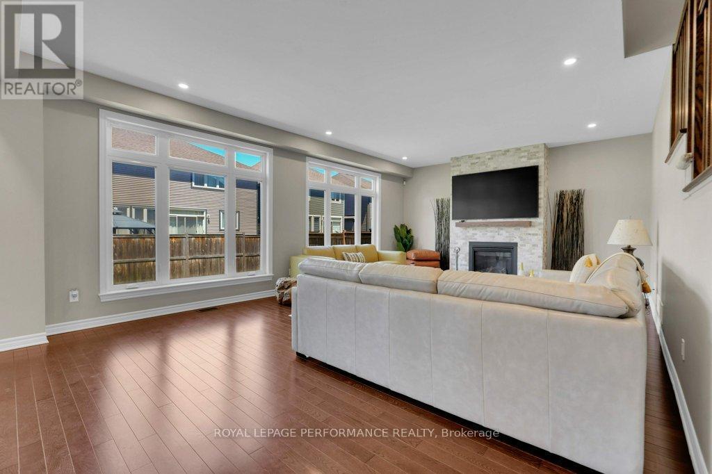 210 Trollius Way, Ottawa, Ontario  K1T 0R7 - Photo 14 - X13441534