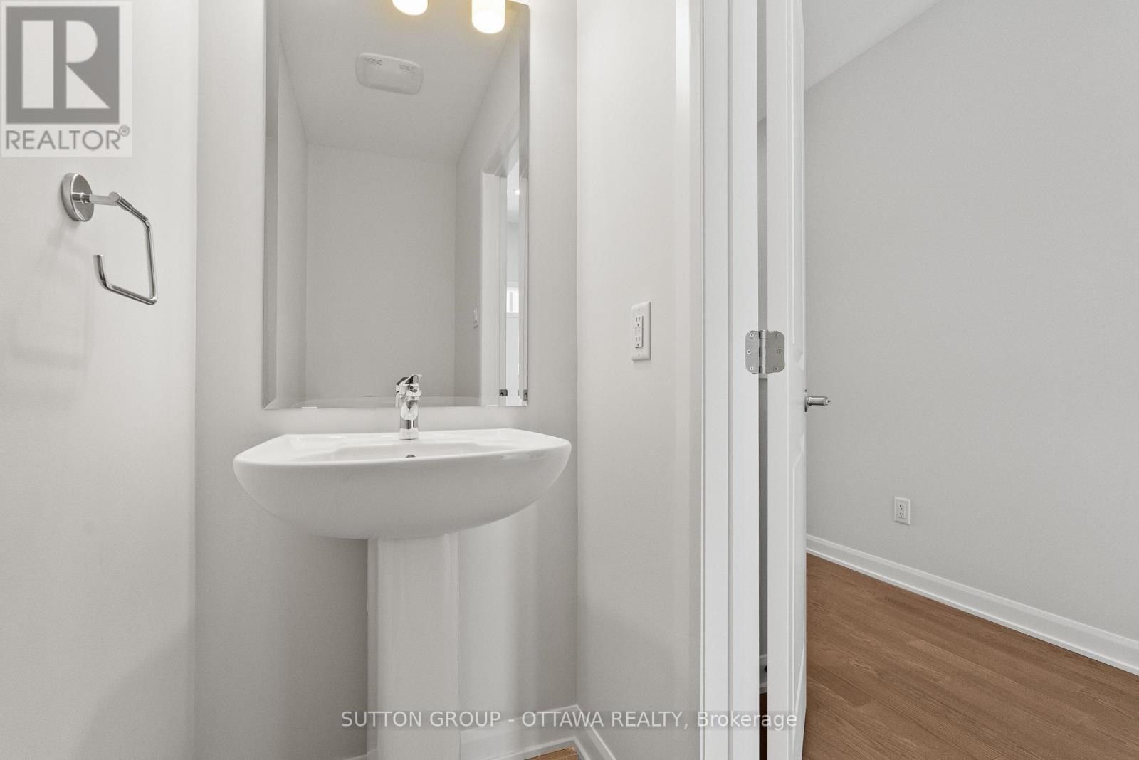 289 Bankside Way, Ottawa, Ontario  K2J 7M8 - Photo 3 - X13441542