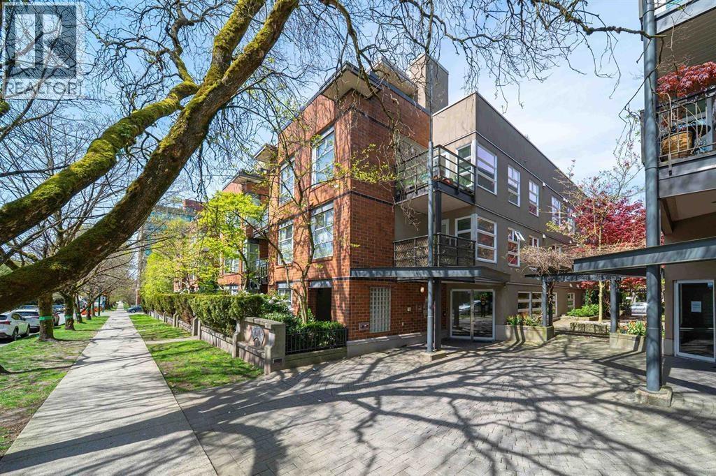 313 2181 W 12TH AVENUE, Vancouver, British Columbia