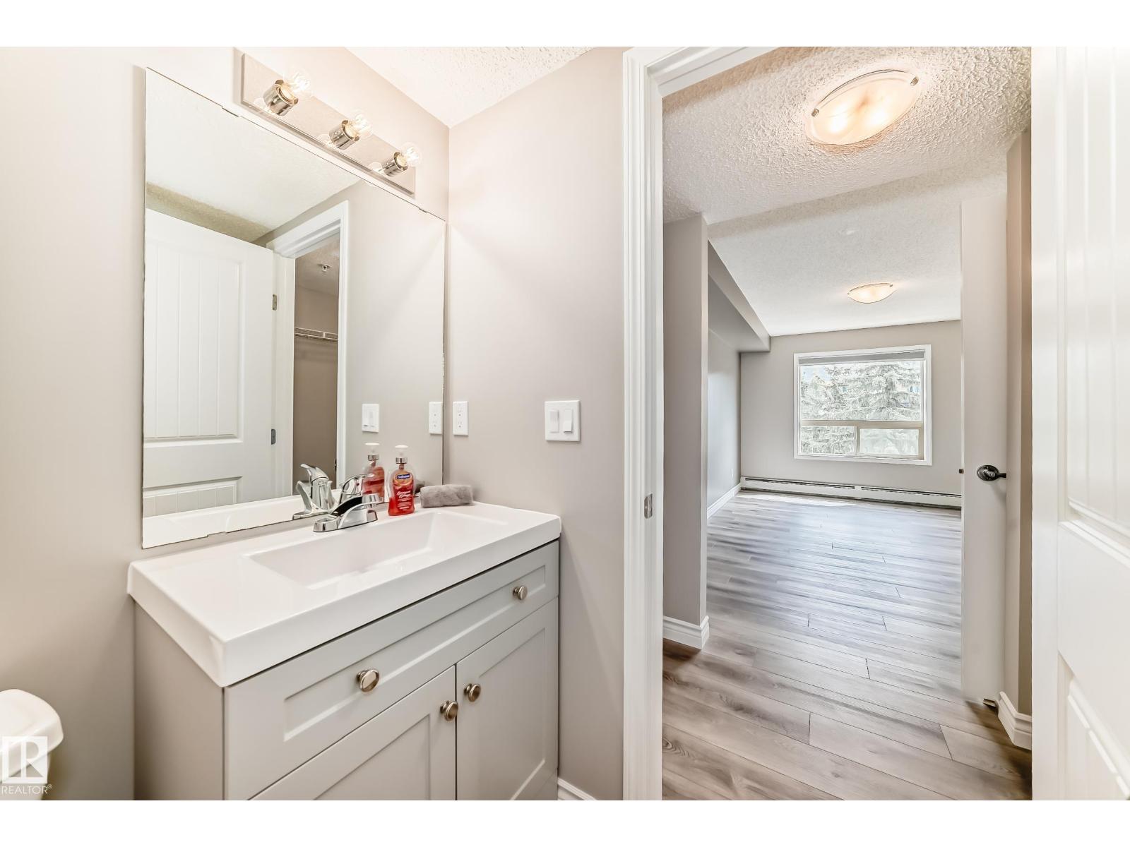 #318 13908 136 St NW, Edmonton, Alberta  T6V 1Y4 - Photo 32 - E4493624
