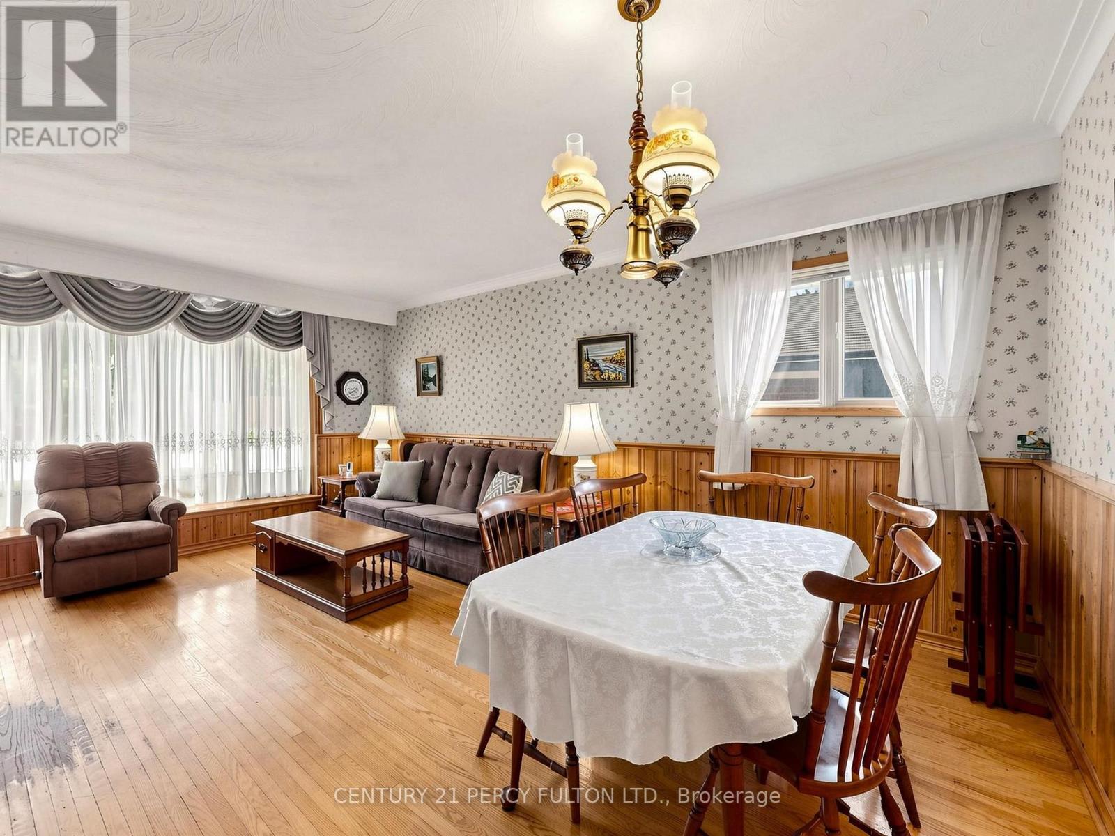 78 Allister Avenue, Toronto, Ontario  M1M 3L5 - Photo 7 - E13434702