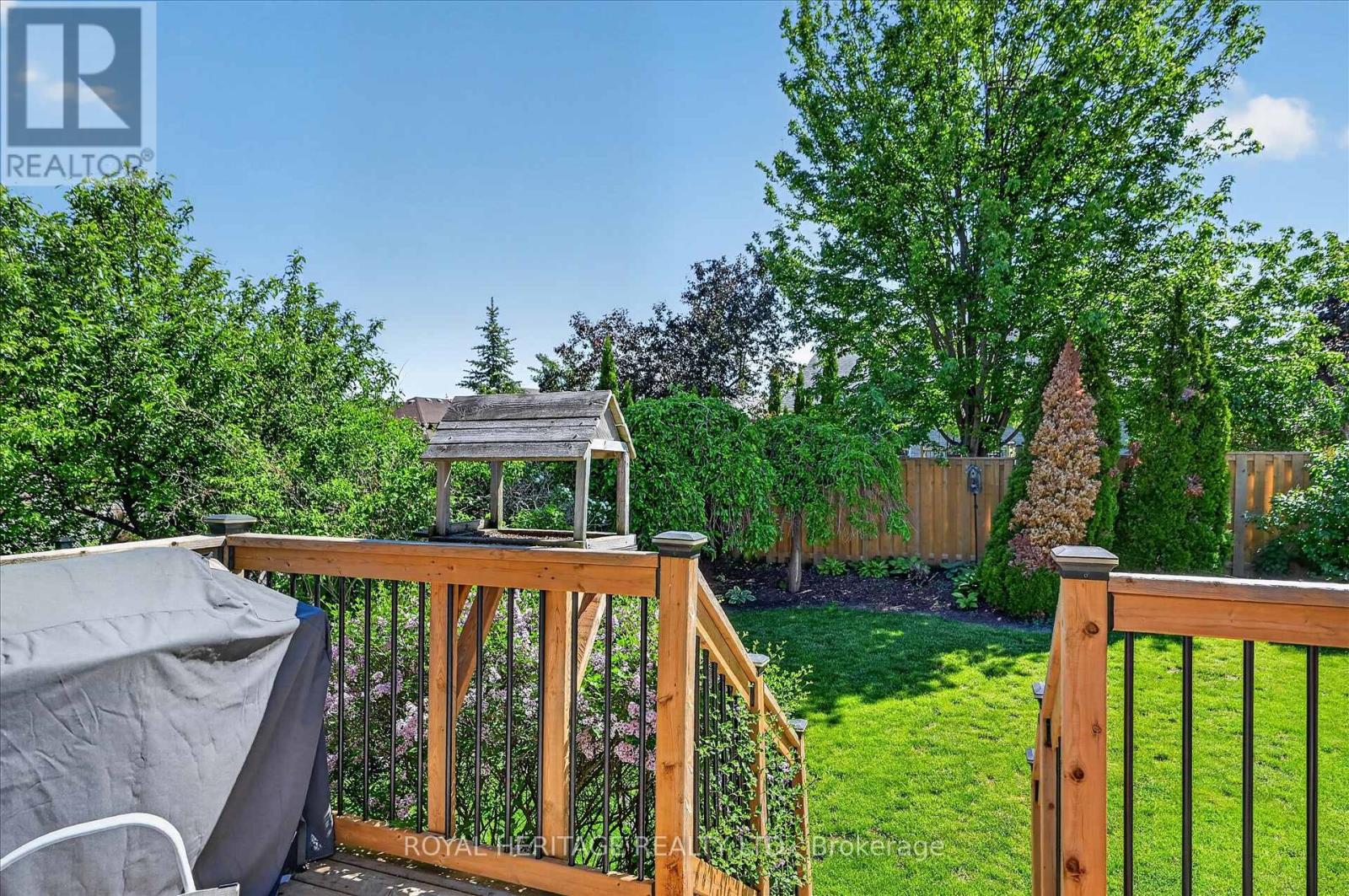 21 Eakins Crescent, Kawartha Lakes, Ontario  K9V 6J9 - Photo 19 - X13423106
