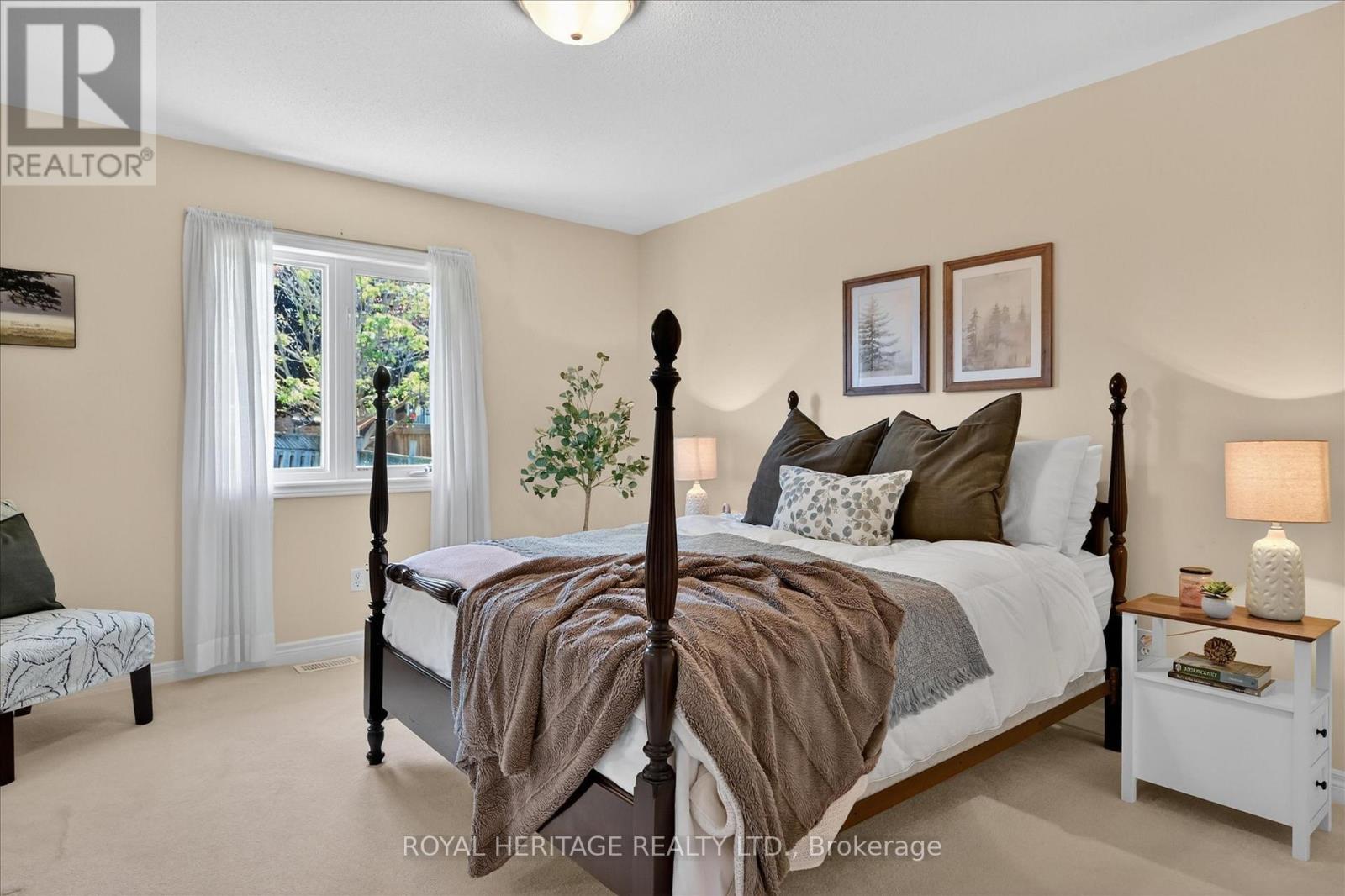 21 Eakins Crescent, Kawartha Lakes, Ontario  K9V 6J9 - Photo 21 - X13423106