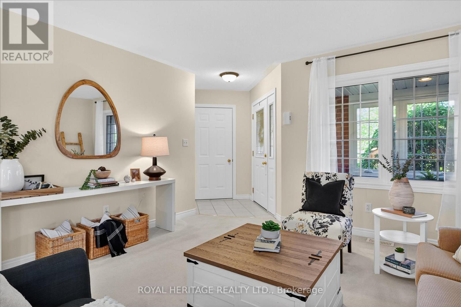 21 Eakins Crescent, Kawartha Lakes, Ontario  K9V 6J9 - Photo 10 - X13423106