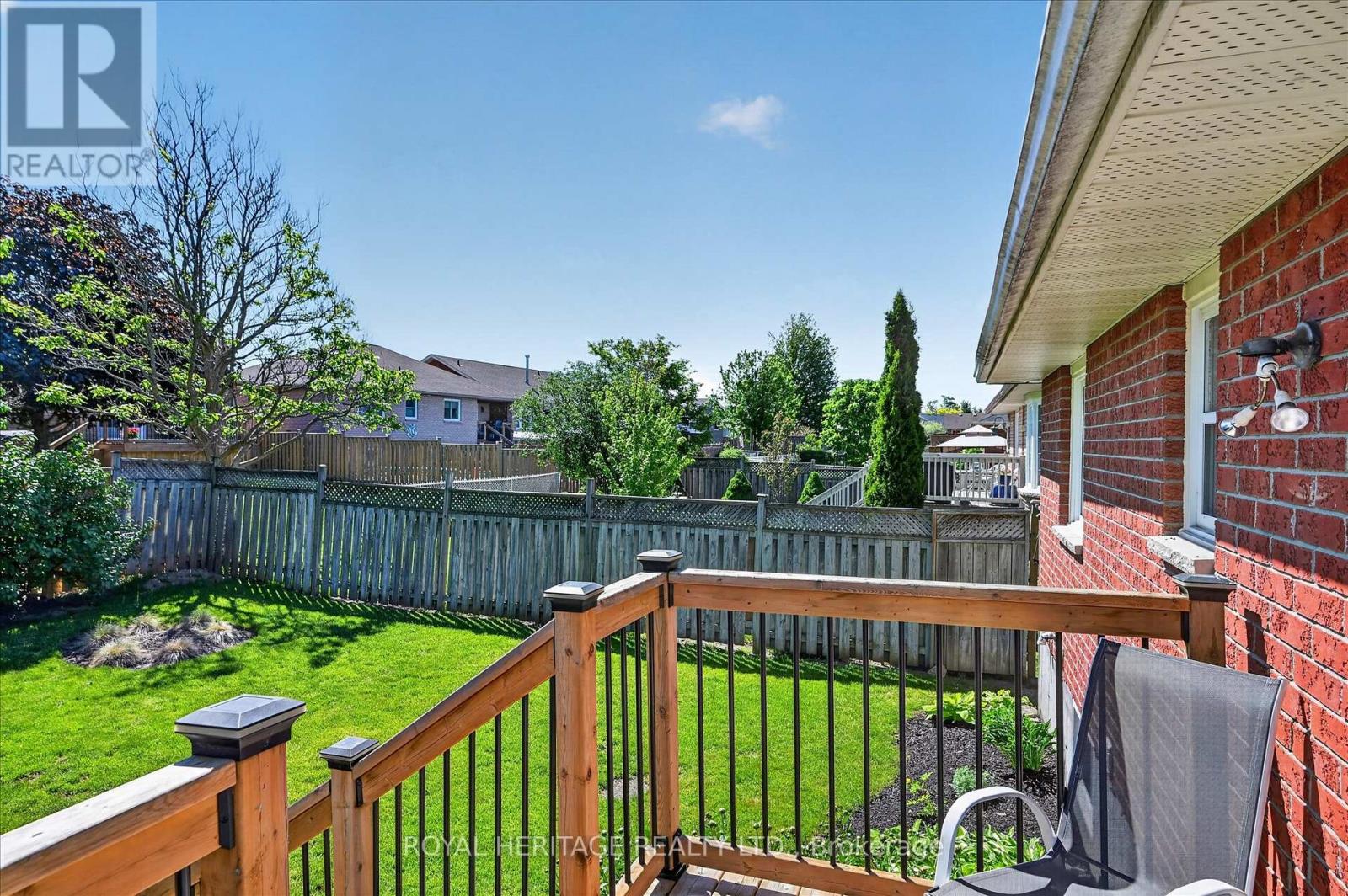 21 Eakins Crescent, Kawartha Lakes, Ontario  K9V 6J9 - Photo 20 - X13423106