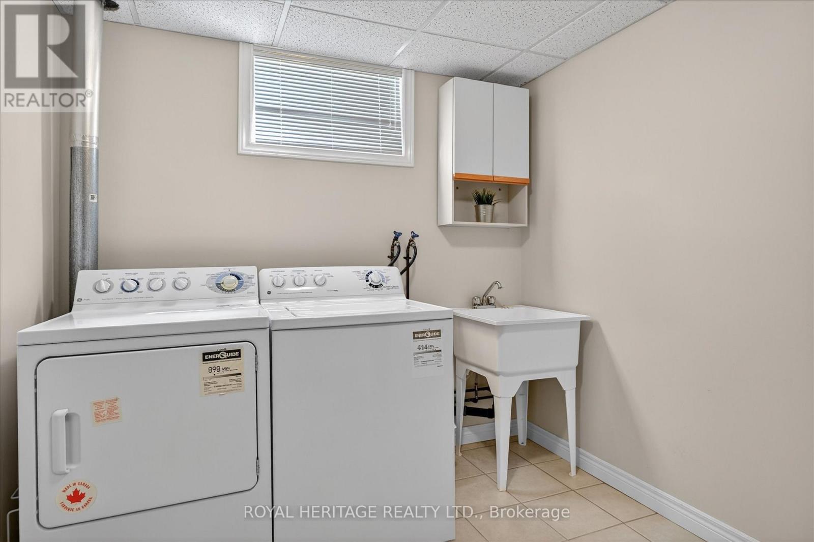21 Eakins Crescent, Kawartha Lakes, Ontario  K9V 6J9 - Photo 39 - X13423106