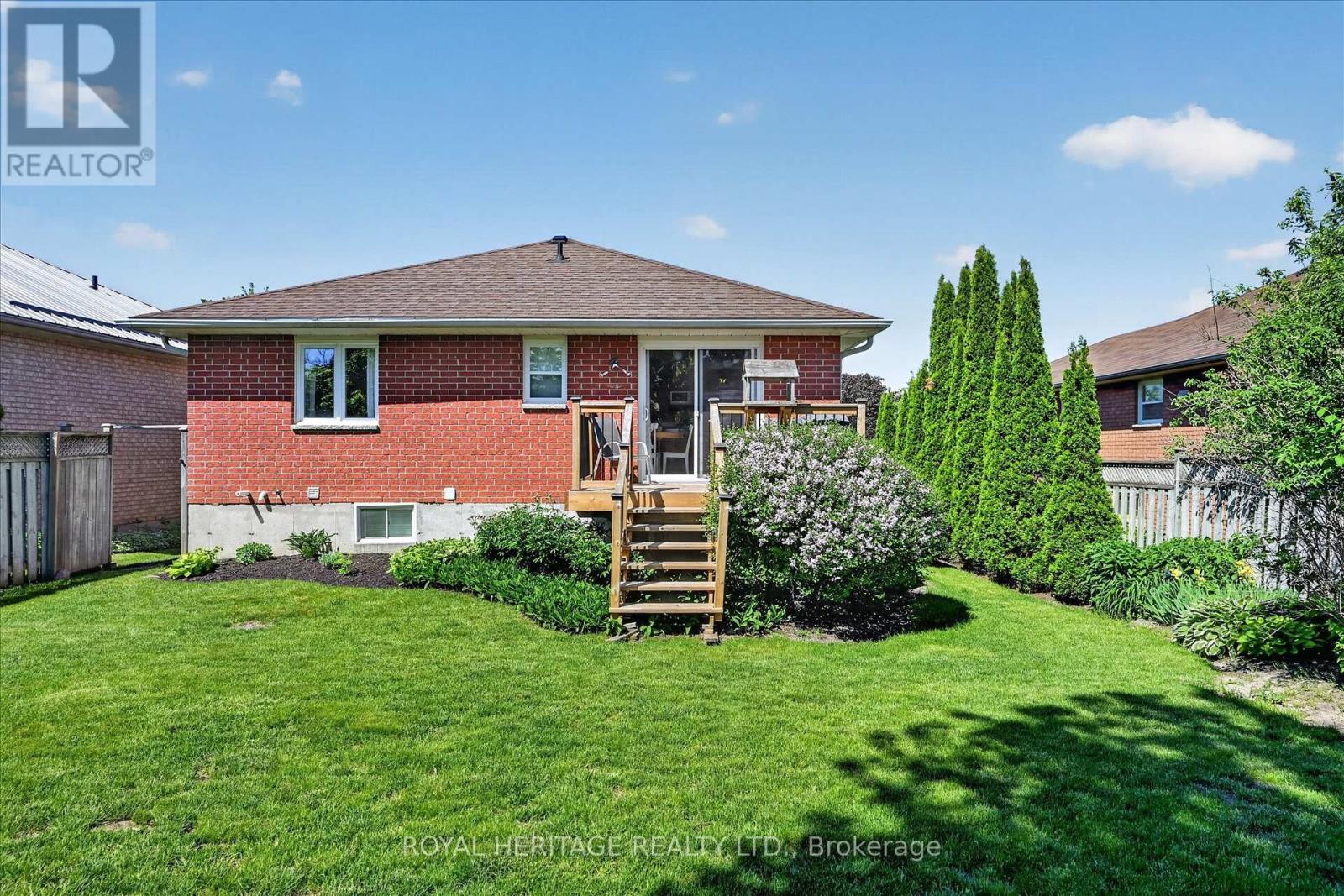 21 Eakins Crescent, Kawartha Lakes, Ontario  K9V 6J9 - Photo 41 - X13423106