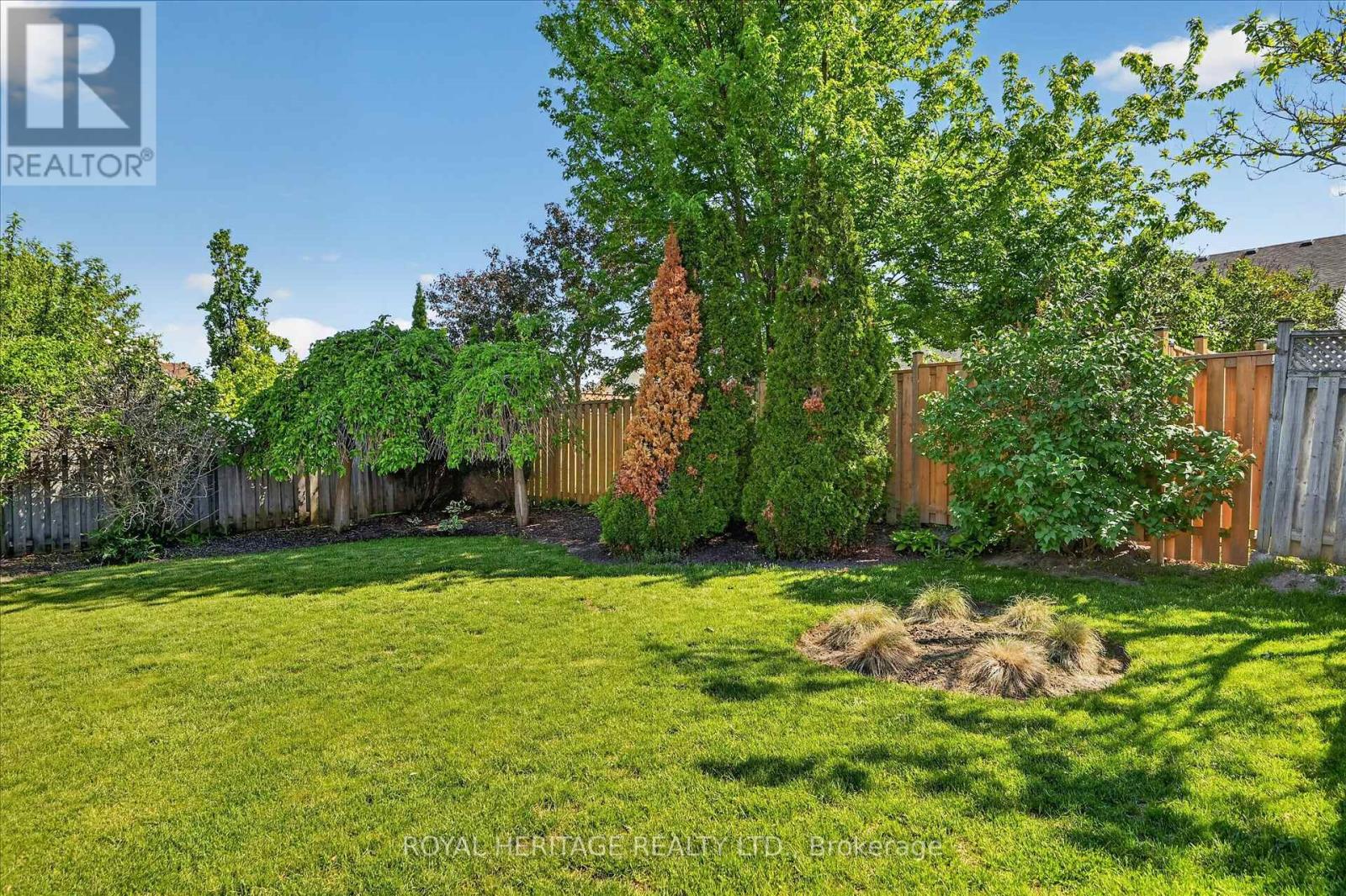 21 Eakins Crescent, Kawartha Lakes, Ontario  K9V 6J9 - Photo 44 - X13423106