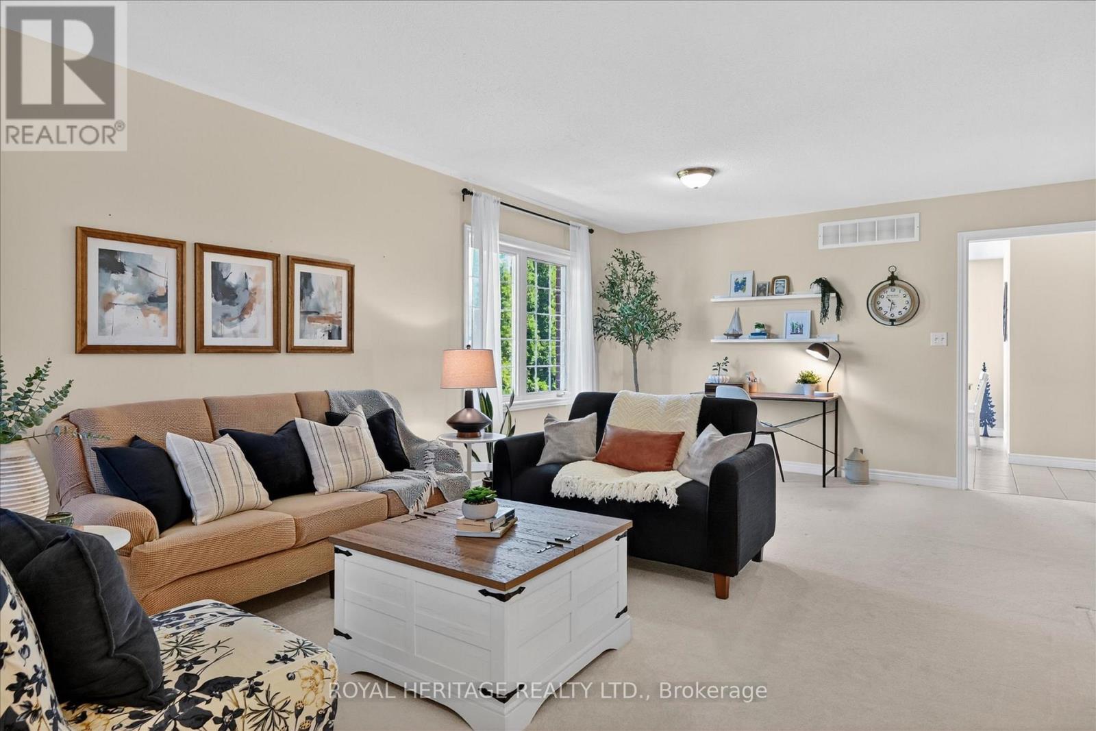 21 Eakins Crescent, Kawartha Lakes, Ontario  K9V 6J9 - Photo 8 - X13423106