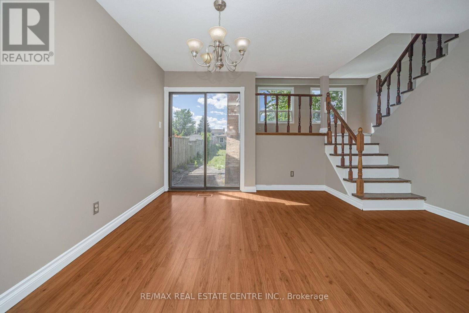 433 Hansen Road N, Brampton, Ontario  L6V 3P6 - Photo 13 - W13441520