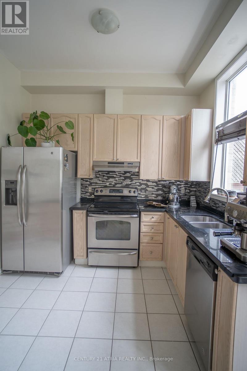 73 Walkerville Road, Markham, Ontario  L6B 1B6 - Photo 6 - N13441426