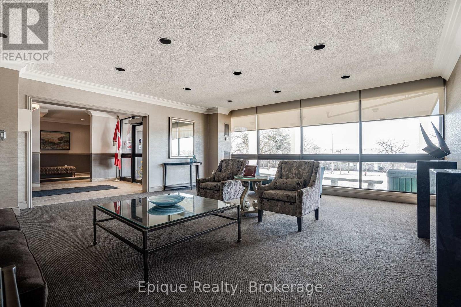 409 - 2055 Upper Middle Road, Burlington, Ontario  L7P 3P4 - Photo 12 - W12765824