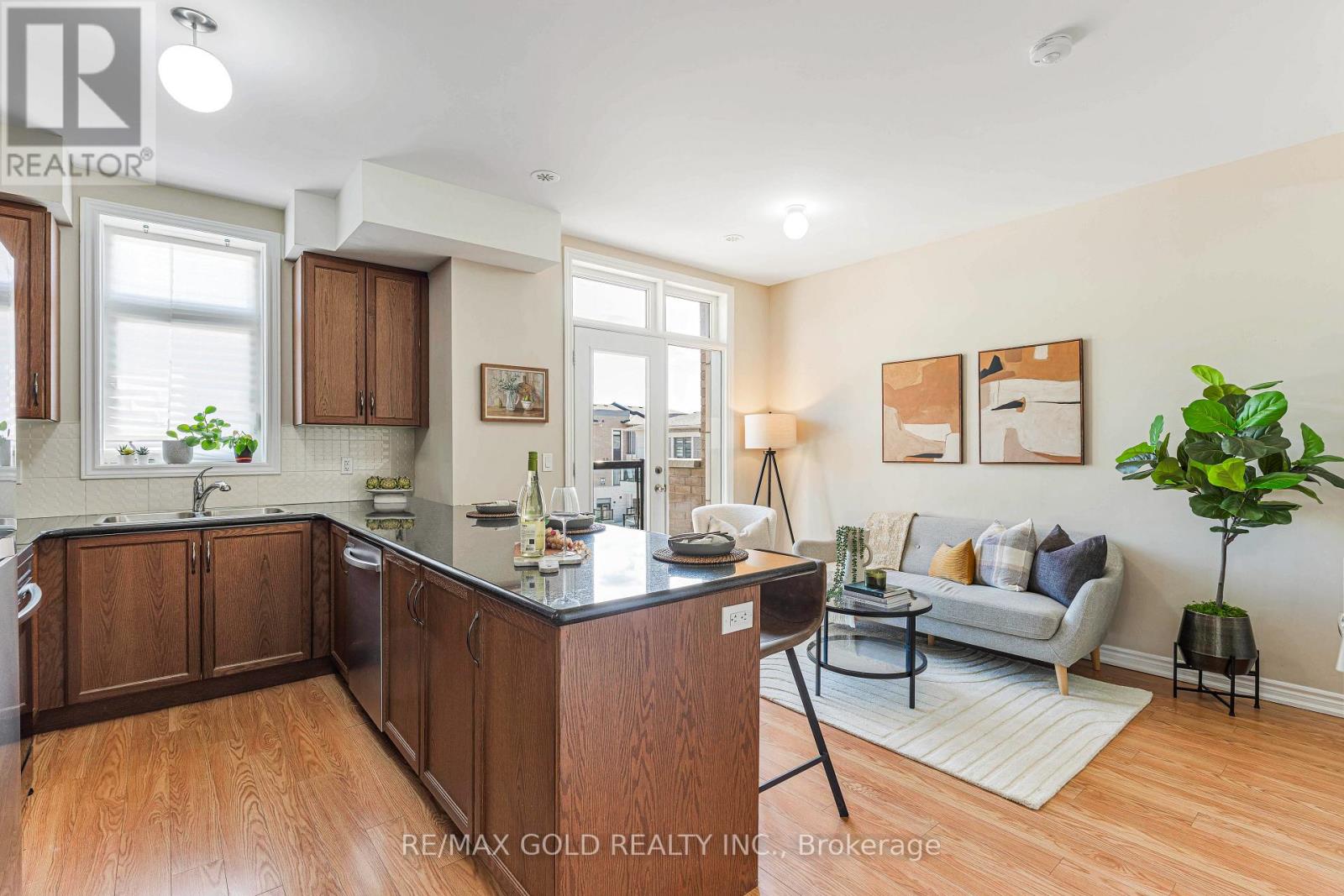 308 - 10 Halliford Place, Brampton, Ontario  L6P 0N5 - Photo 8 - W13441276
