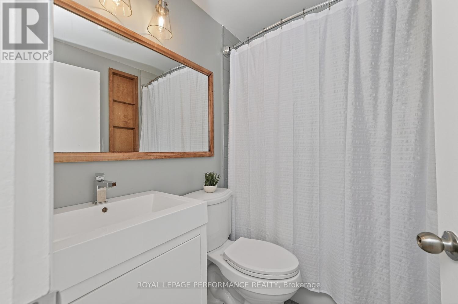 140 Begonia Avenue, Ottawa, Ontario  K1H 6E4 - Photo 20 - X13434744