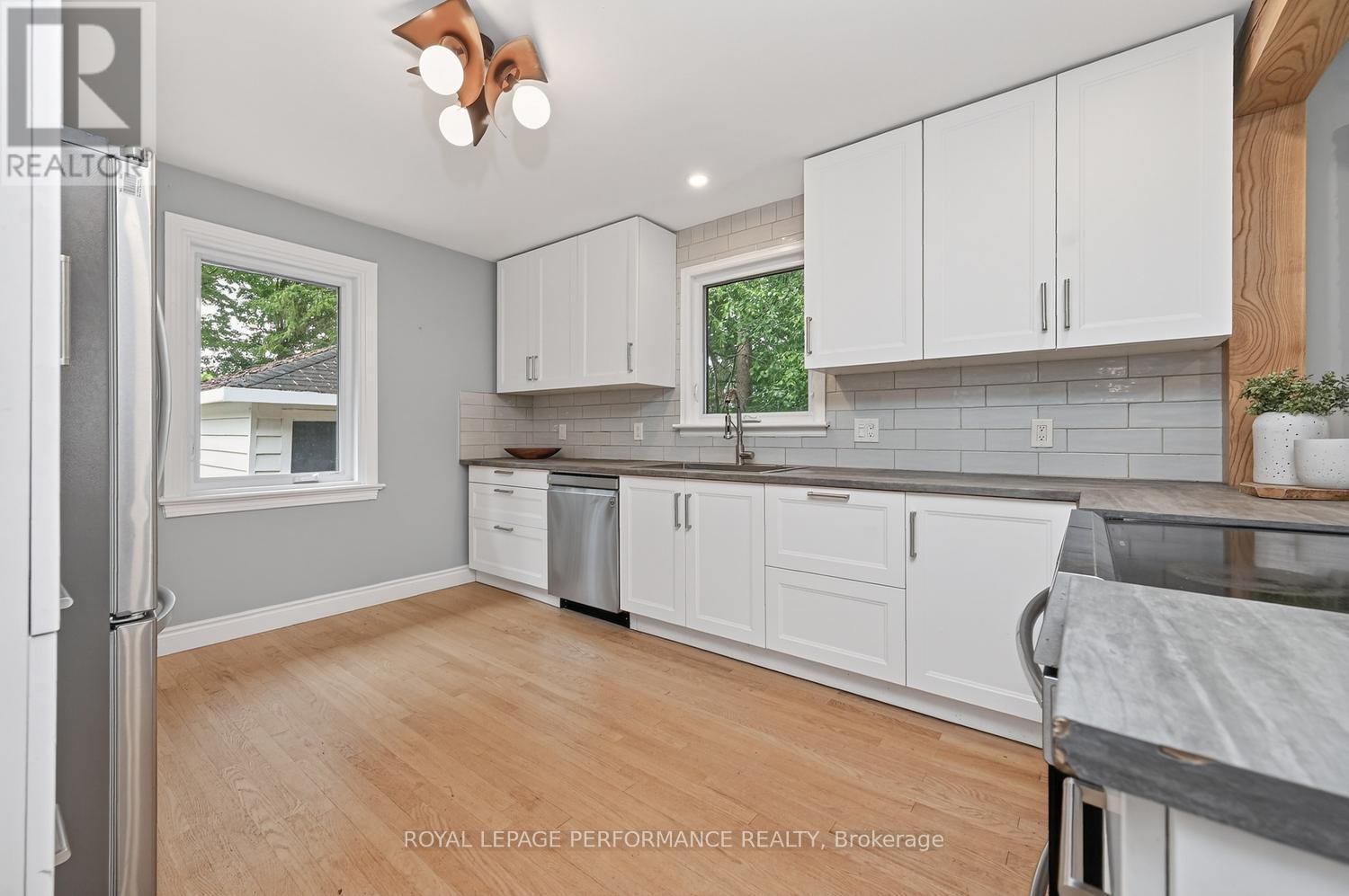 140 Begonia Avenue, Ottawa, Ontario  K1H 6E4 - Photo 15 - X13434744