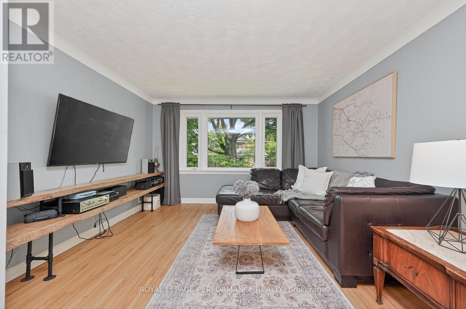 140 Begonia Avenue, Ottawa, Ontario  K1H 6E4 - Photo 5 - X13434744