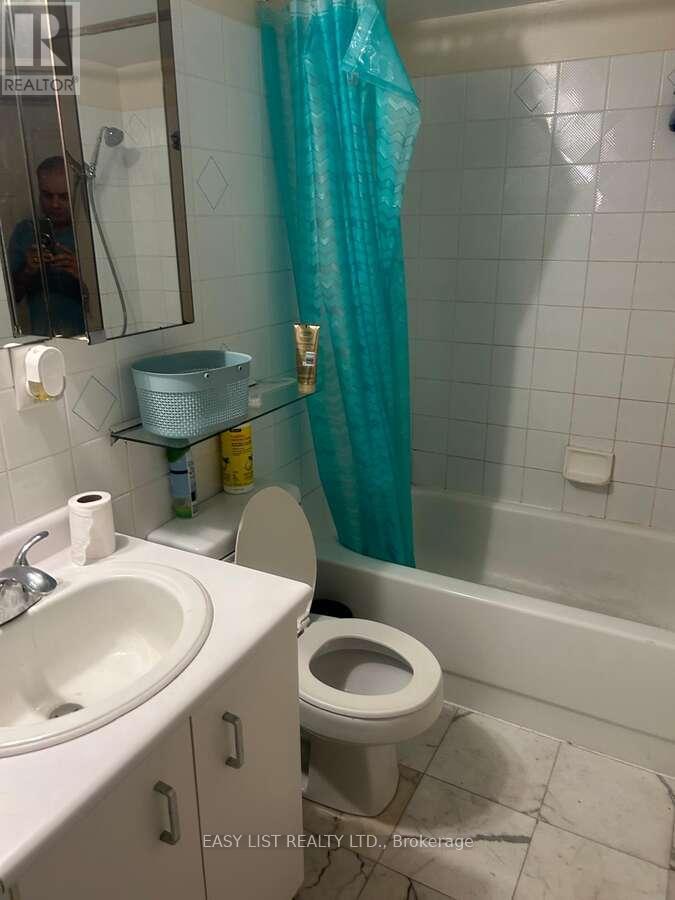 910 - 61 Markbrook Lane, Toronto, Ontario  M9V 5E7 - Photo 13 - W12787898