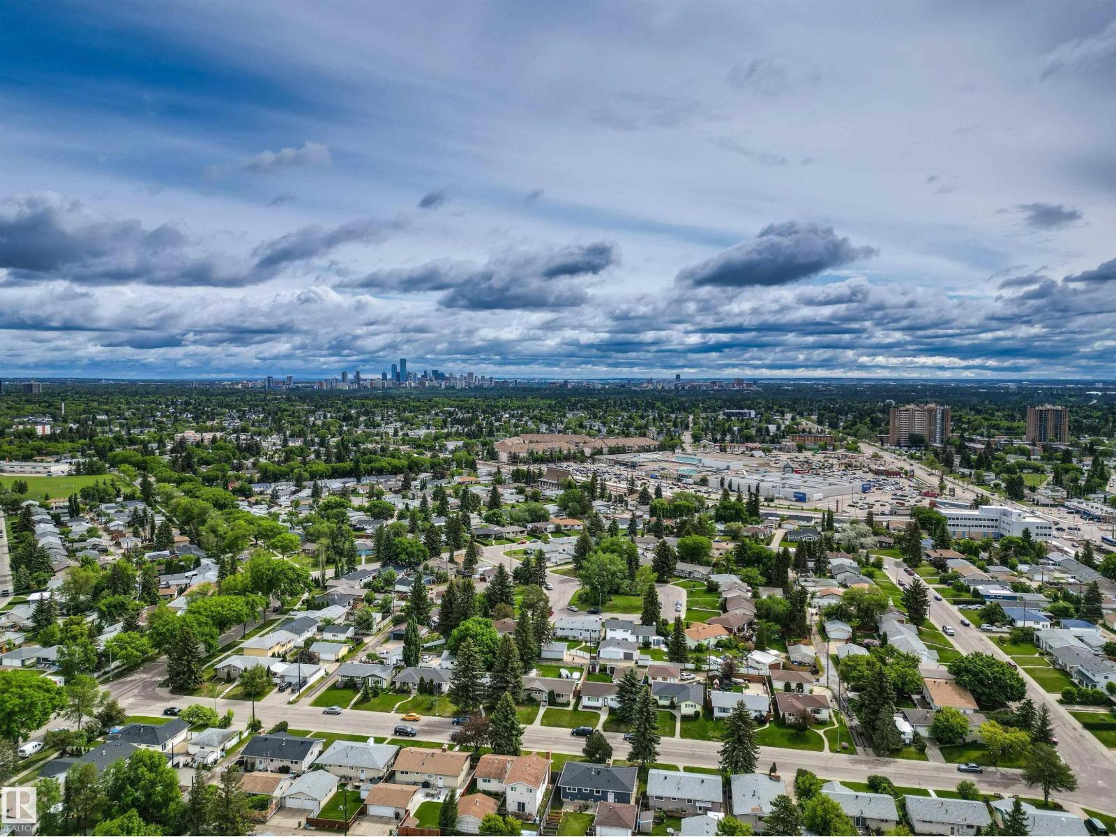 8719 164a St NW, Edmonton, Alberta  T5R 2R2 - Photo 60 - E4493451