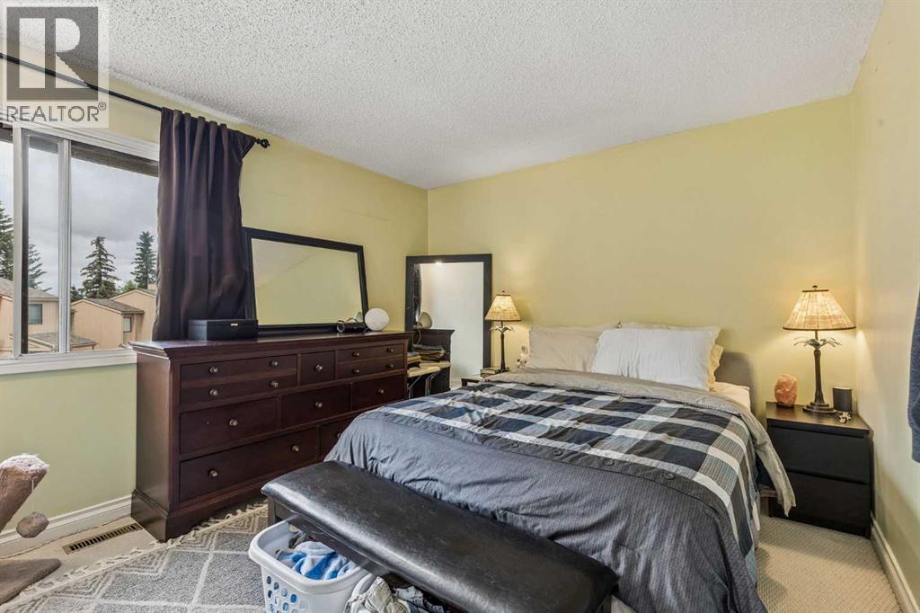 24, 235 Berwick Drive NW, Calgary, Alberta  T2P 3C1 - Photo 15 - A2320870