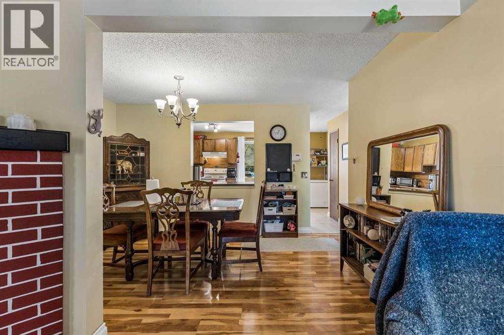 24, 235 Berwick Drive NW, Calgary, Alberta  T2P 3C1 - Photo 6 - A2320870