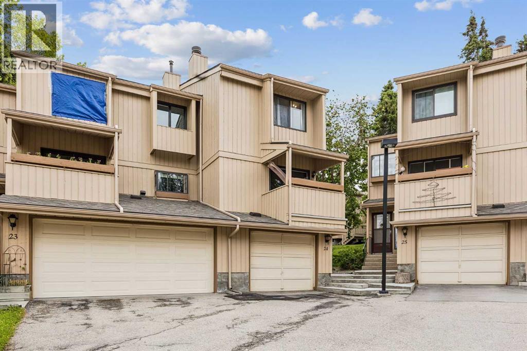 24, 235 Berwick Drive NW, Calgary, Alberta  T2P 3C1 - Photo 2 - A2320870