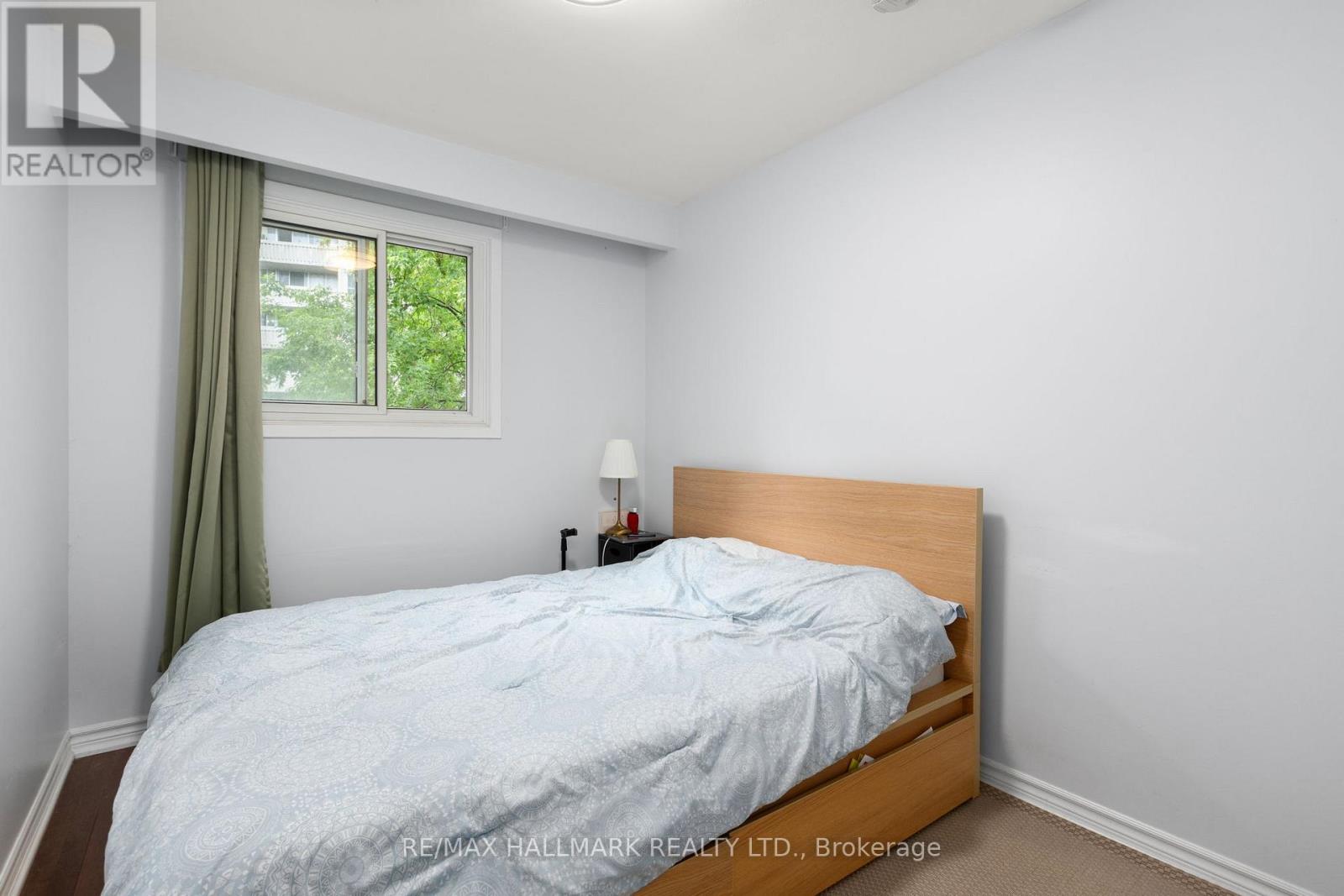 3 - 82 Halsey Avenue, Toronto, Ontario  M4B 1A9 - Photo 6 - E13432610