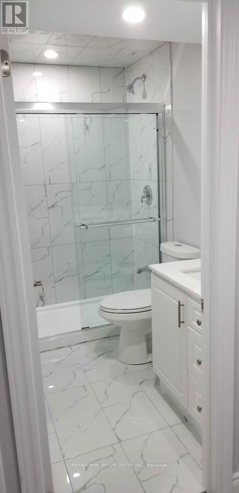 Bsmt - 3 Upperlinks Drive, Brampton, Ontario  L6P 2T9 - Photo 6 - W13441558
