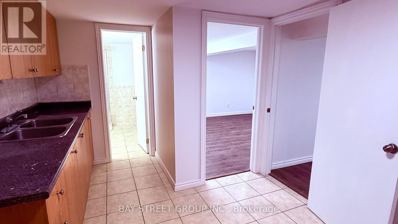 2212 Kennedy Road, Toronto, Ontario  M1T 3G4 - Photo 12 - E13441006