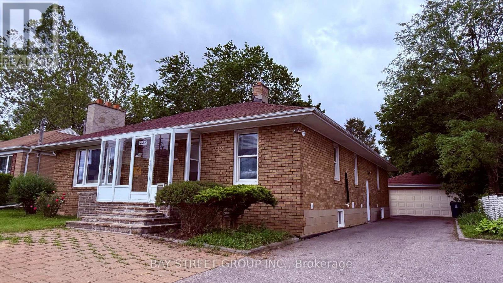 2212 KENNEDY ROAD, Toronto, Ontario