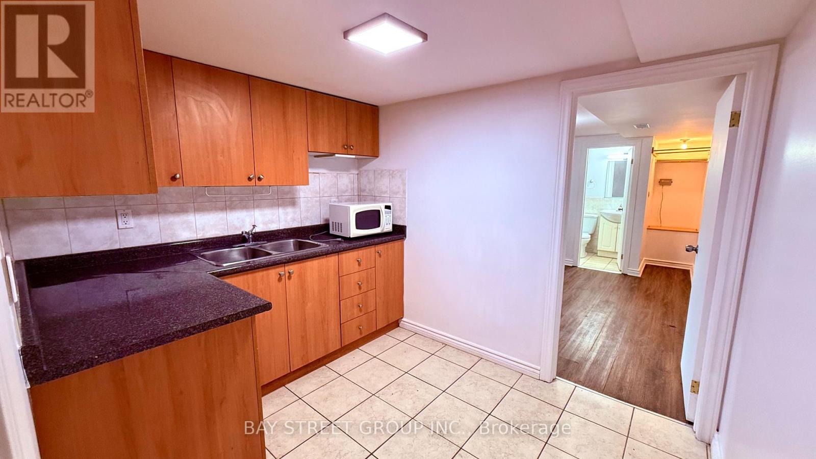 2212 Kennedy Road, Toronto, Ontario  M1T 3G4 - Photo 15 - E13441006