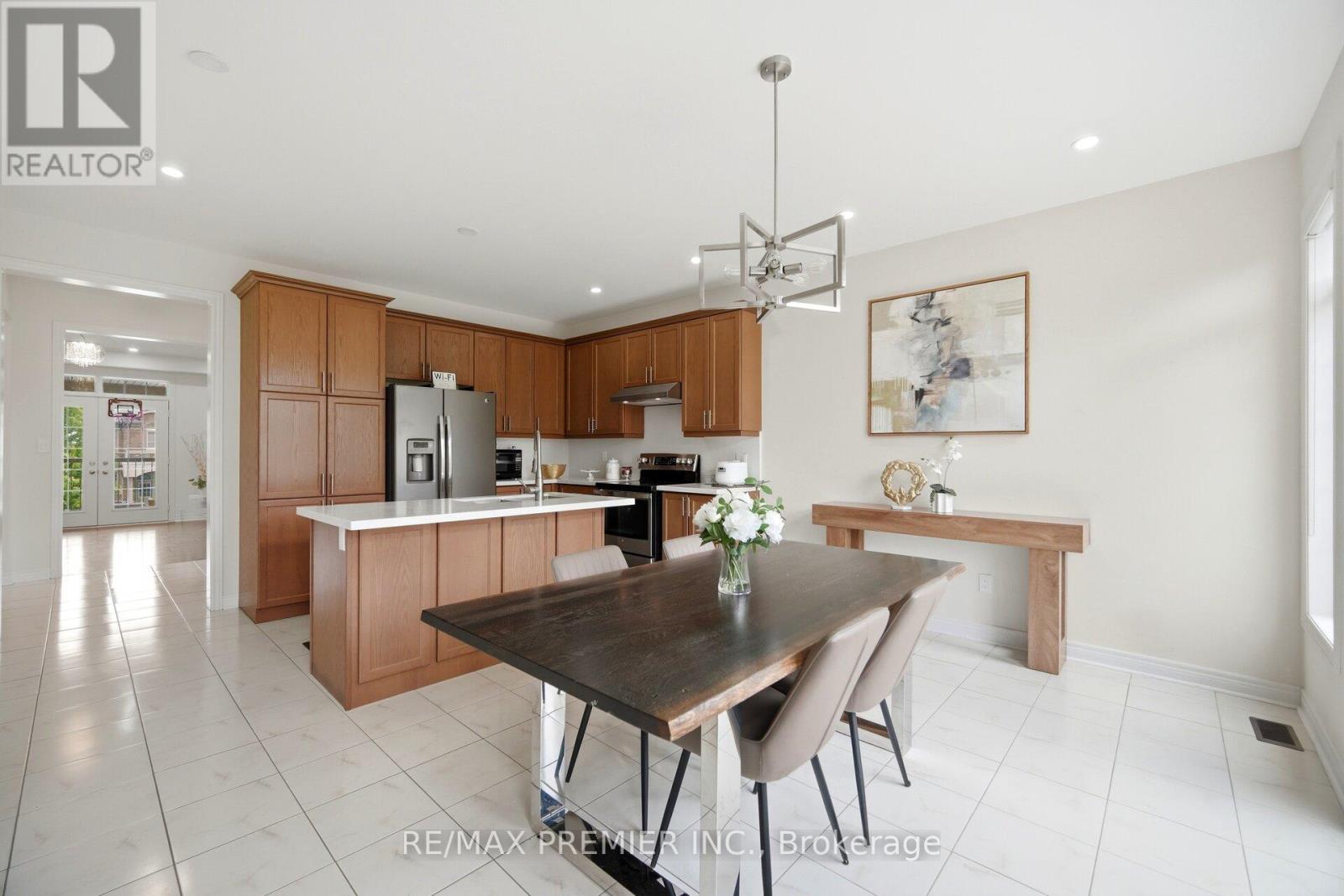 100 Inverness Way, Bradford West Gwillimbury, Ontario  L3Z 0W5 - Photo 10 - N13431186
