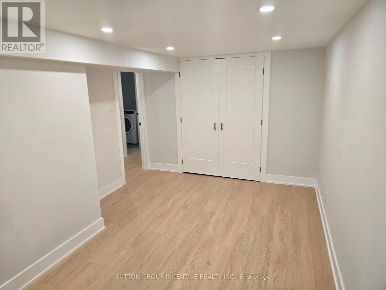 69 Marlin Court, Newmarket, Ontario  L3Y 2W7 - Photo 38 - N13289222