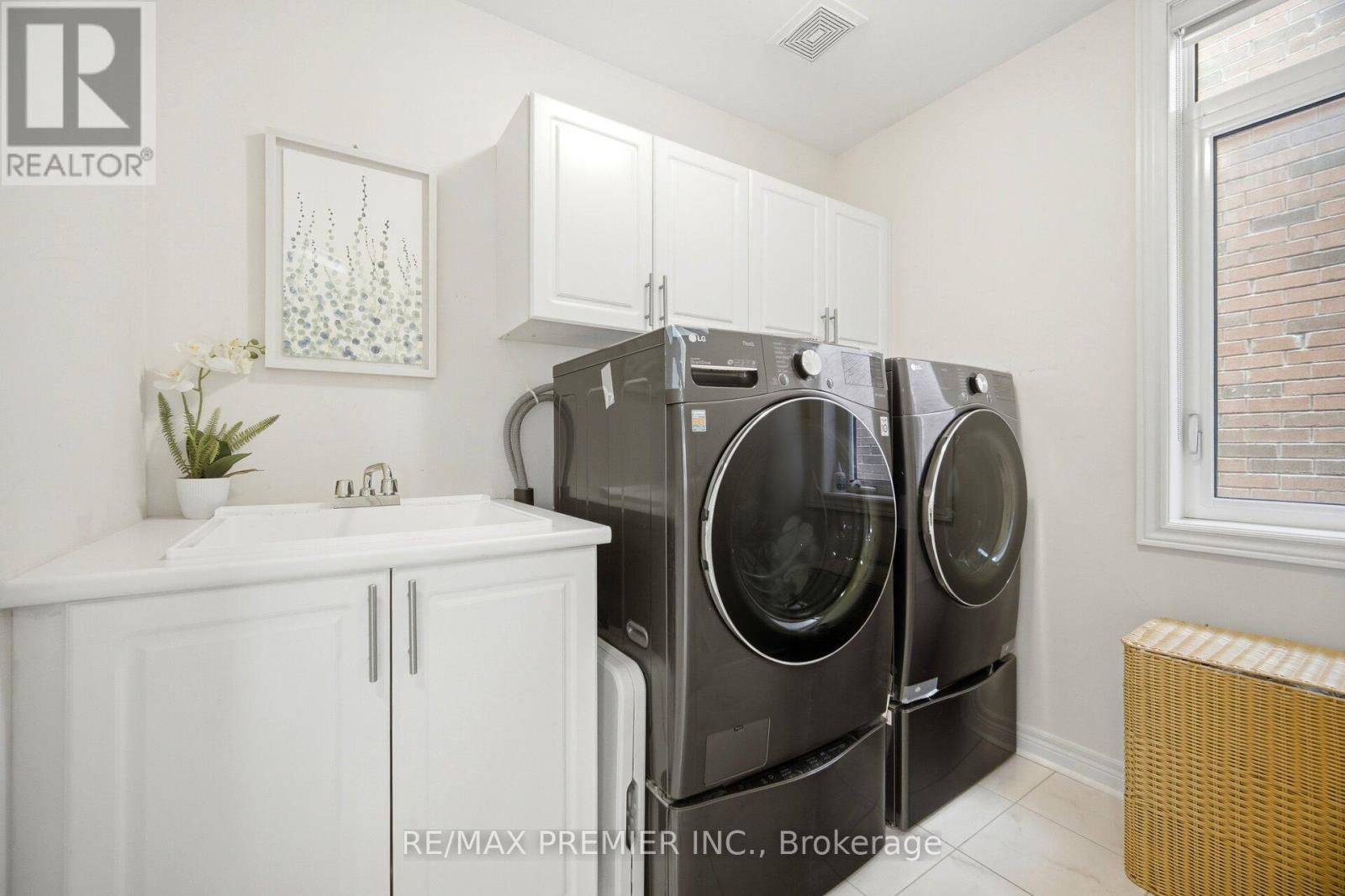 100 Inverness Way, Bradford West Gwillimbury, Ontario  L3Z 0W5 - Photo 17 - N13431186