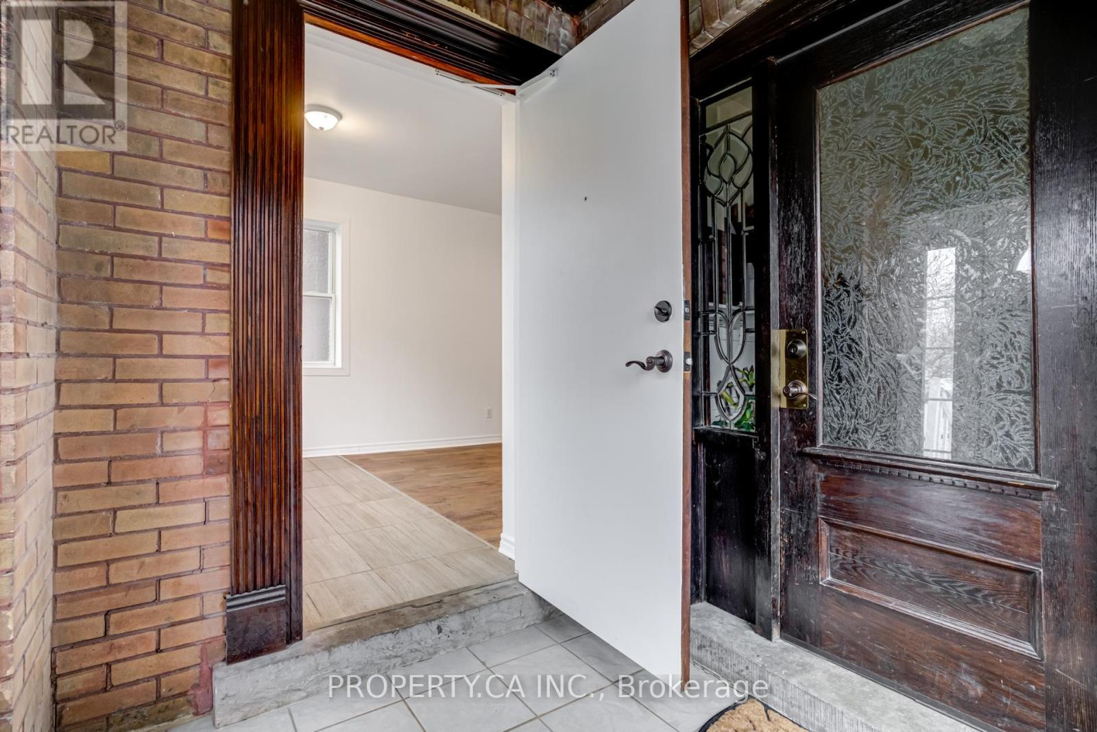 Unit #1 - 136 Ontario Avenue, Hamilton, Ontario  L8N 2X3 - Photo 7 - X13441566