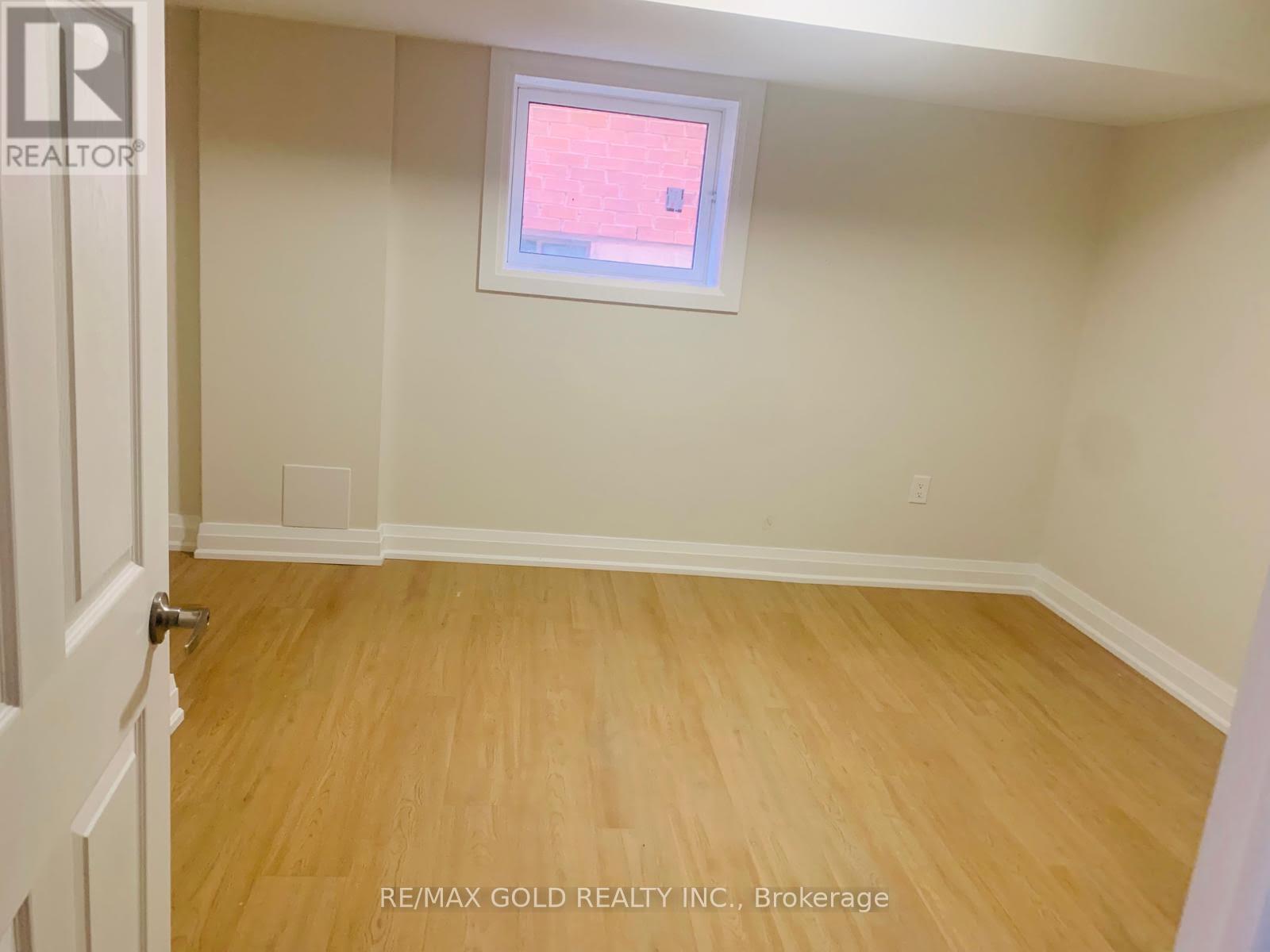 163 Bradshaw Road, Hamilton, Ontario  L8J 0K9 - Photo 3 - X13441626