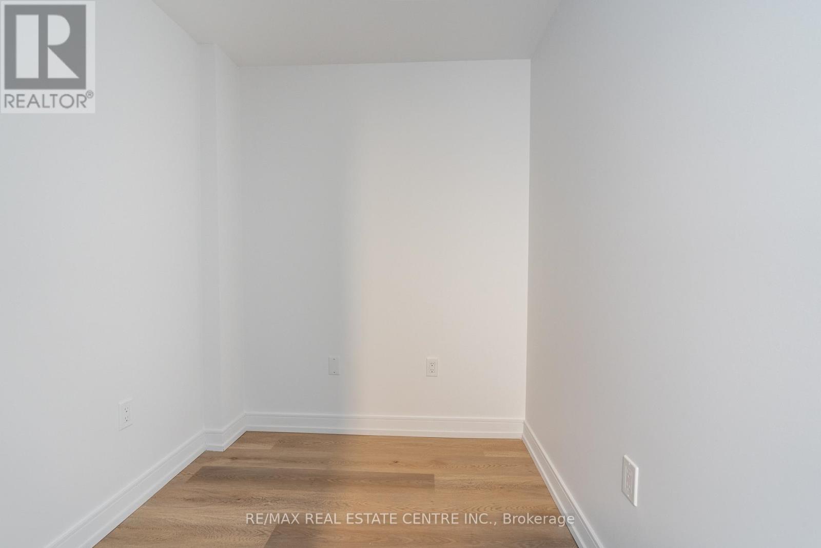 725 - 1 Jarvis Street, Hamilton, Ontario  L8R 3J2 - Photo 6 - X13441642