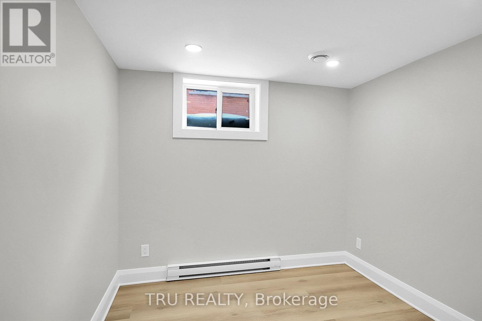 B - 2643 Don Street, Ottawa, Ontario  K2B 6Y2 - Photo 12 - X12987308