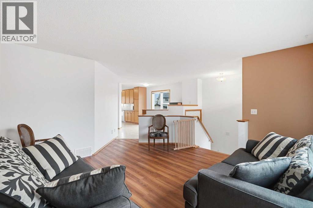 324 Mt Aberdeen Close Se, Calgary, Alberta  T2Z 3N4 - Photo 6 - A2320218