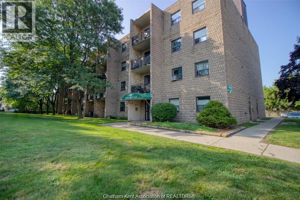 130 Park AVENUE East Unit# 404, Chatham, Ontario