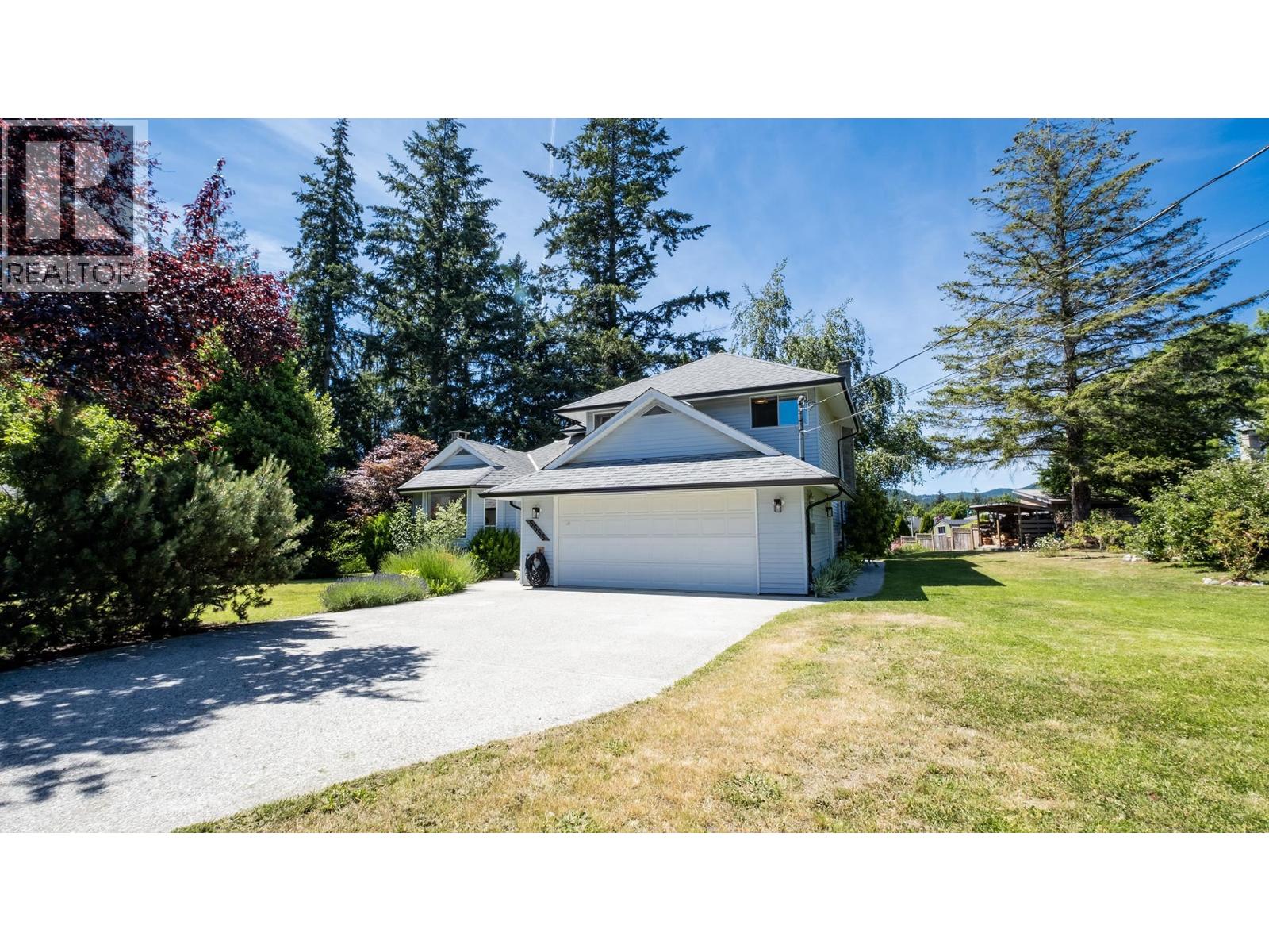 5555 Winter Road, Sechelt, British Columbia  V7Z 0M5 - Photo 33 - R3135656
