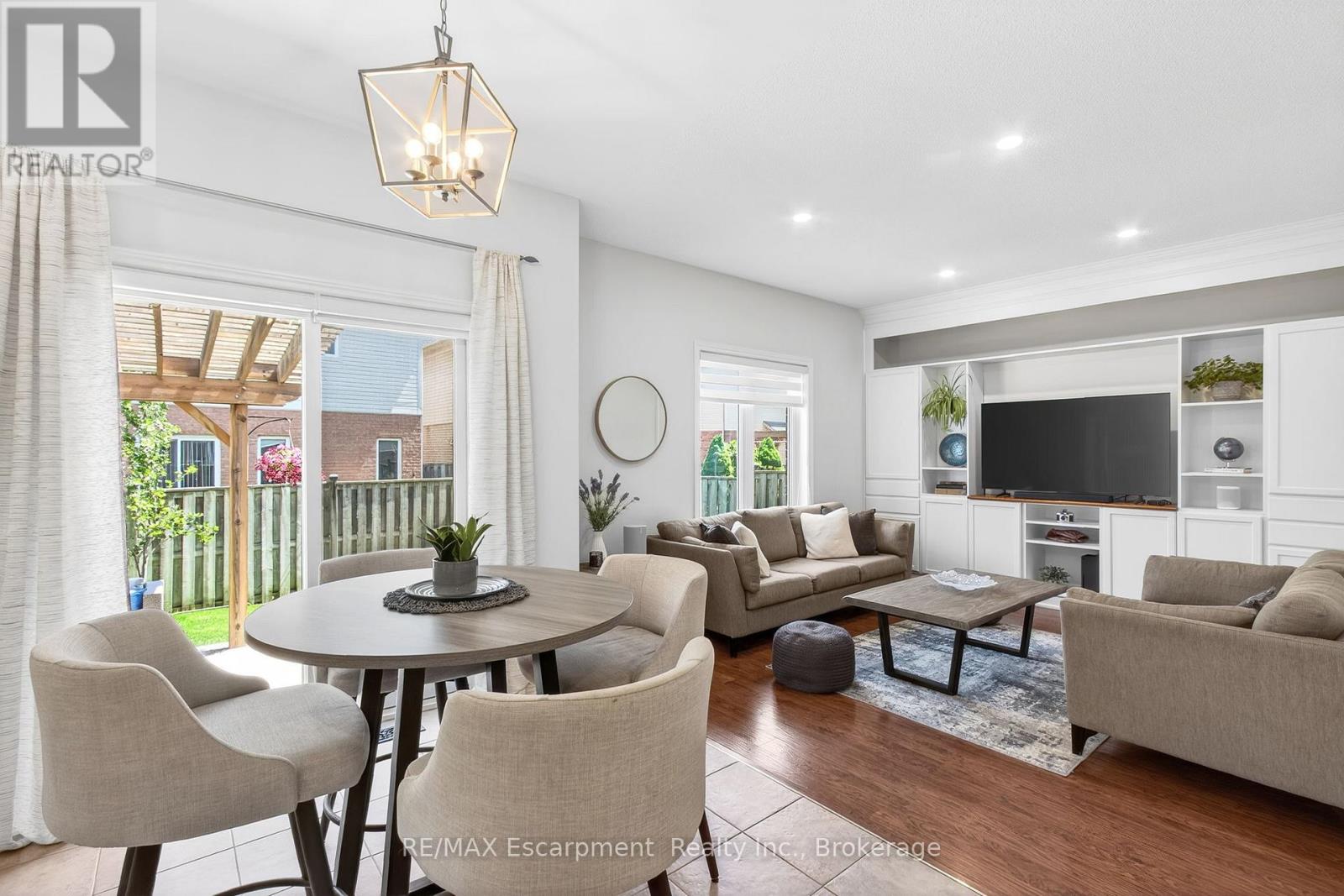 5216 Garland Crescent, Burlington, Ontario  L7L 7K9 - Photo 13 - W13438576