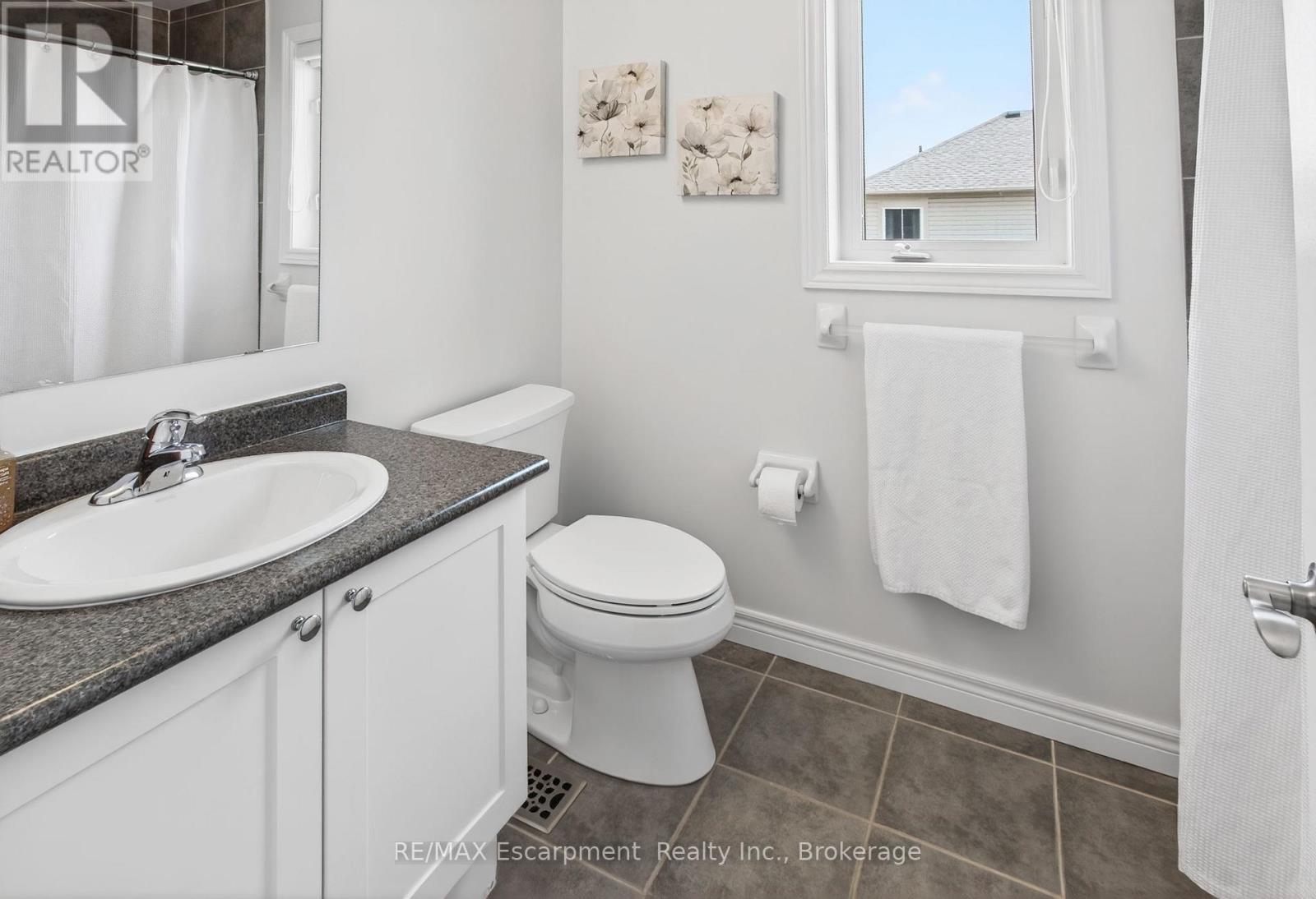 5216 Garland Crescent, Burlington, Ontario  L7L 7K9 - Photo 36 - W13438576