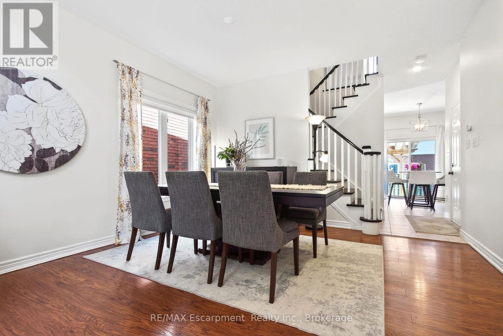 5216 Garland Crescent, Burlington, Ontario  L7L 7K9 - Photo 9 - W13438576