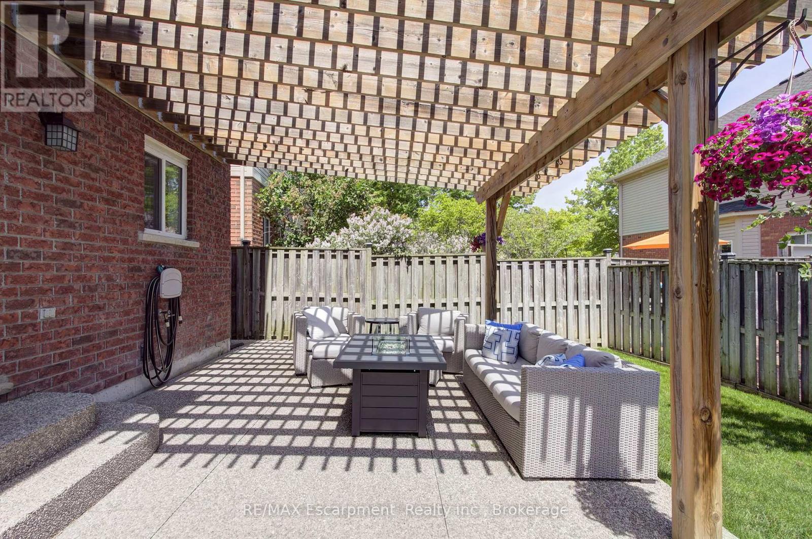 5216 Garland Crescent, Burlington, Ontario  L7L 7K9 - Photo 48 - W13438576