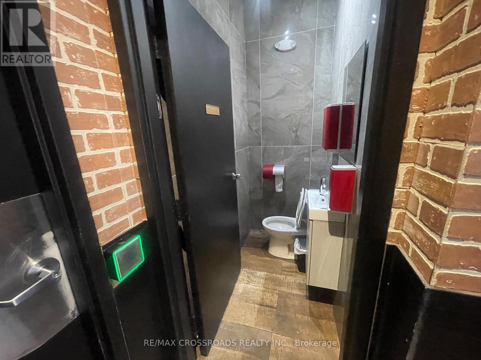 655-663 Queen Street W, Toronto, Ontario  M6J 1E6 - Photo 16 - C13441676